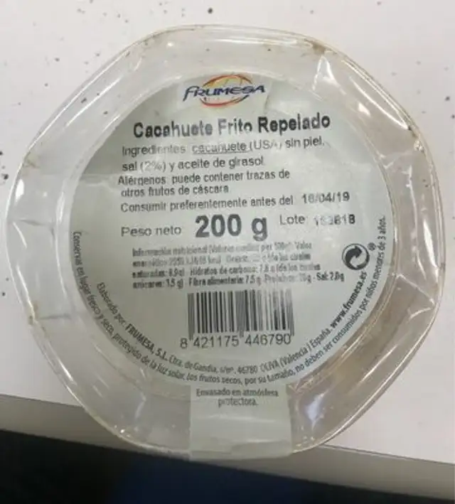 Cacahuete frito repelado