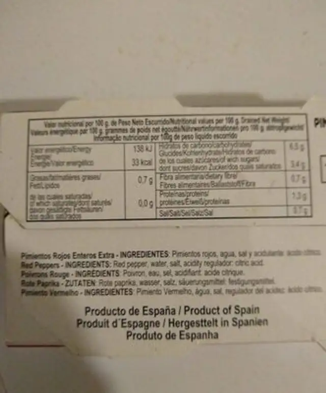 Pimientos Rojos enteros Extra nutrition facts table