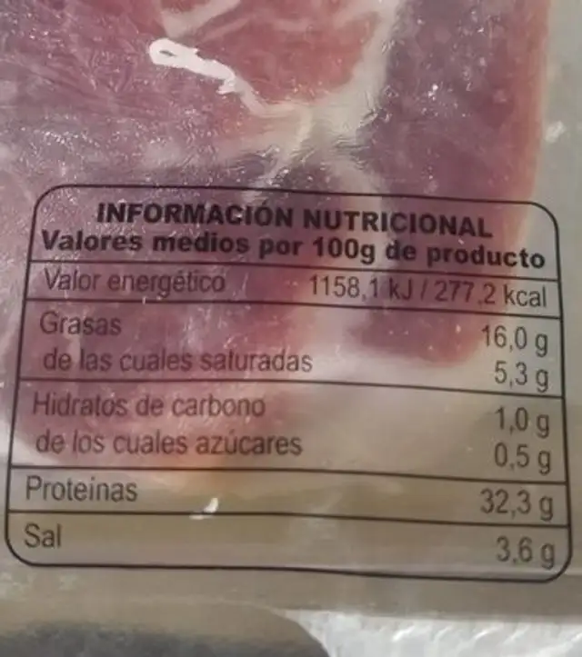 Paleta Premium Sabor Noir nutrition facts table