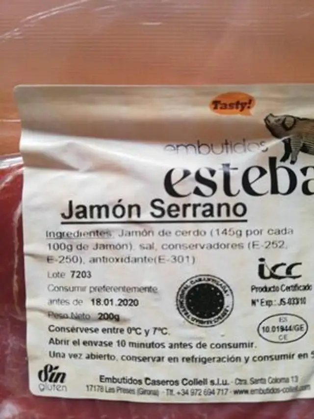 Jamon serrano Fluvia ingredients label
