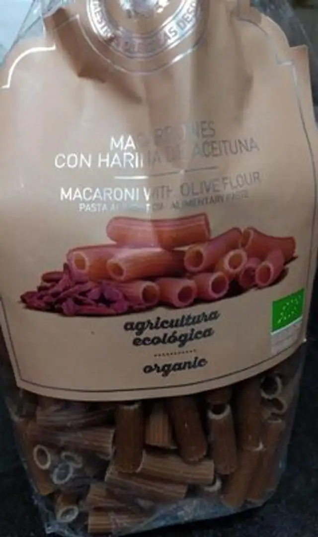 Macarrones con harina de aceituna