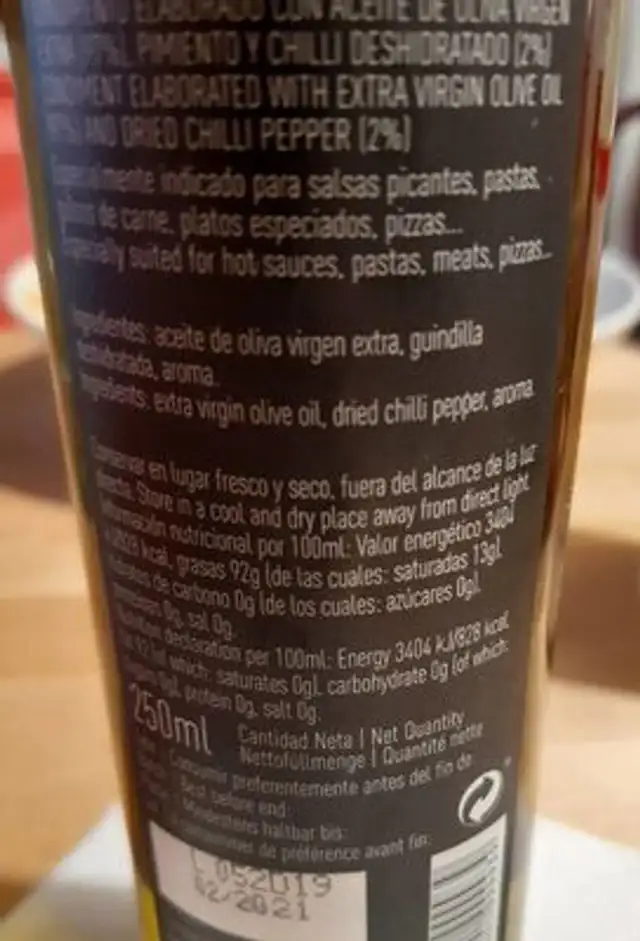 La Chinata Aceite Virgen Extra Con Guindilla nutrition facts table
