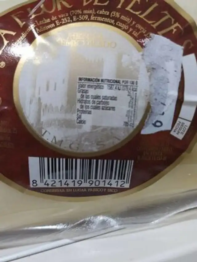 Queso la flor de yeltes nutrition facts table