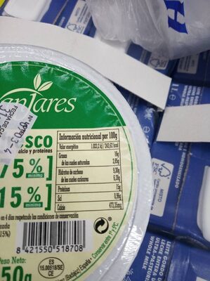 Queso fresco cabra (75%) y vaca (15%) nutrition facts table