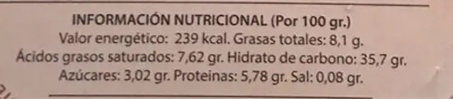 Helado de avellana con salsa de chocolate nutrition facts table