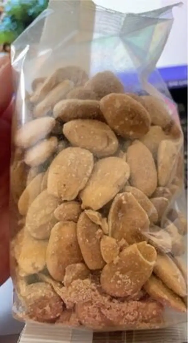 Ametlla torrada repelada