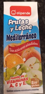 Frutas y leche mediterráneo