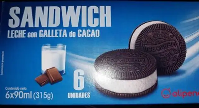 Sandwich leche con galleta de cacao front packaging