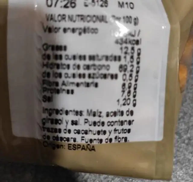 Frutos secos maíz frito nutrition facts table