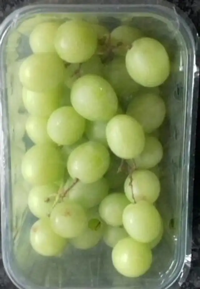 Raisin blanc origine espagne sans pepin
