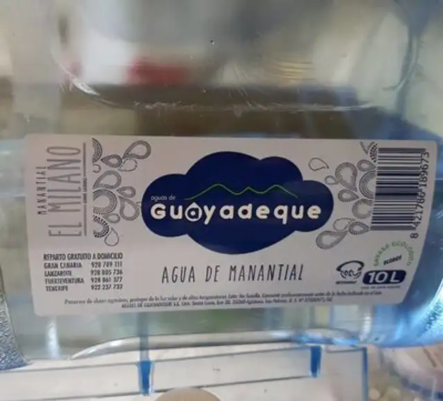 Agua de Manantial