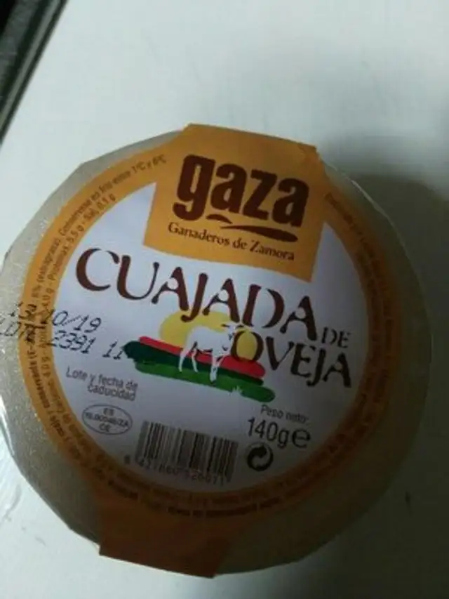 Cuajada de oveja nutrition facts table