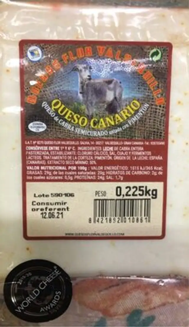 Queso semicurado de Cabra Canario con pimetón