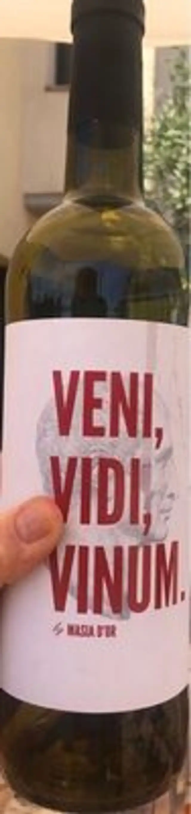 Vino front packaging