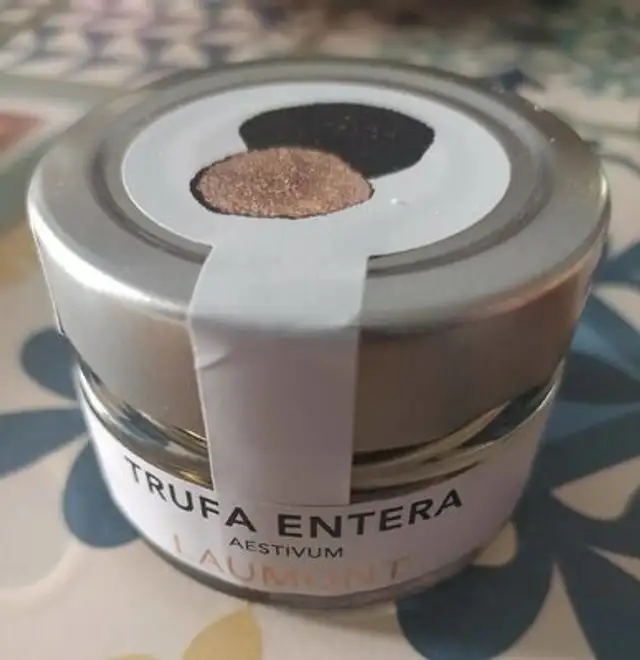 Trufa entera