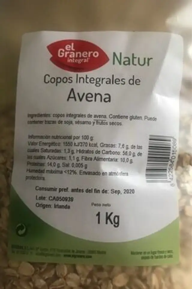 Copos integrales de Avena nutrition facts table