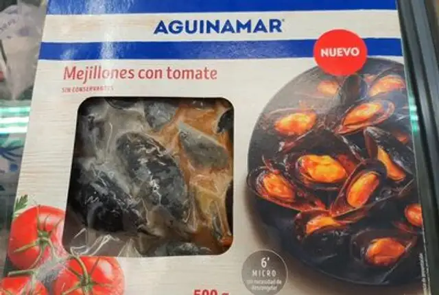 Mejillones con tomate