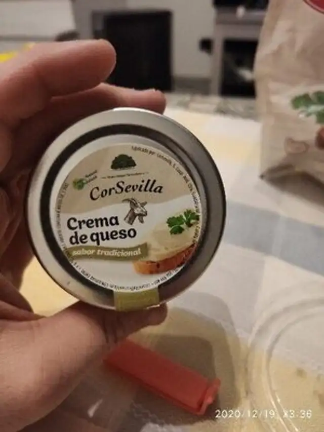 Crema de queso sabor tradicional ingredients label