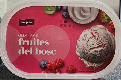 Gelat amb fruites del bosc