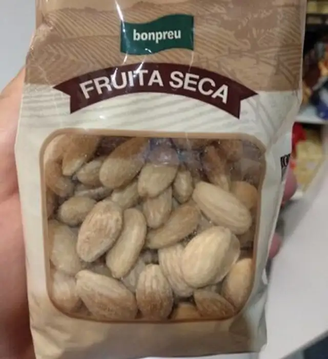 Ametlles fregides i salades front packaging