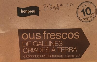 Ous frescos de gallines criades a terra