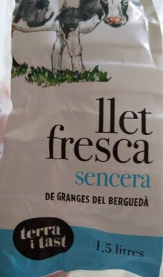 Llet fresca sencera pasteuritzada front packaging