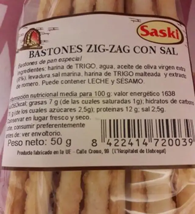 Bastones zig zag con sal nutrition facts table