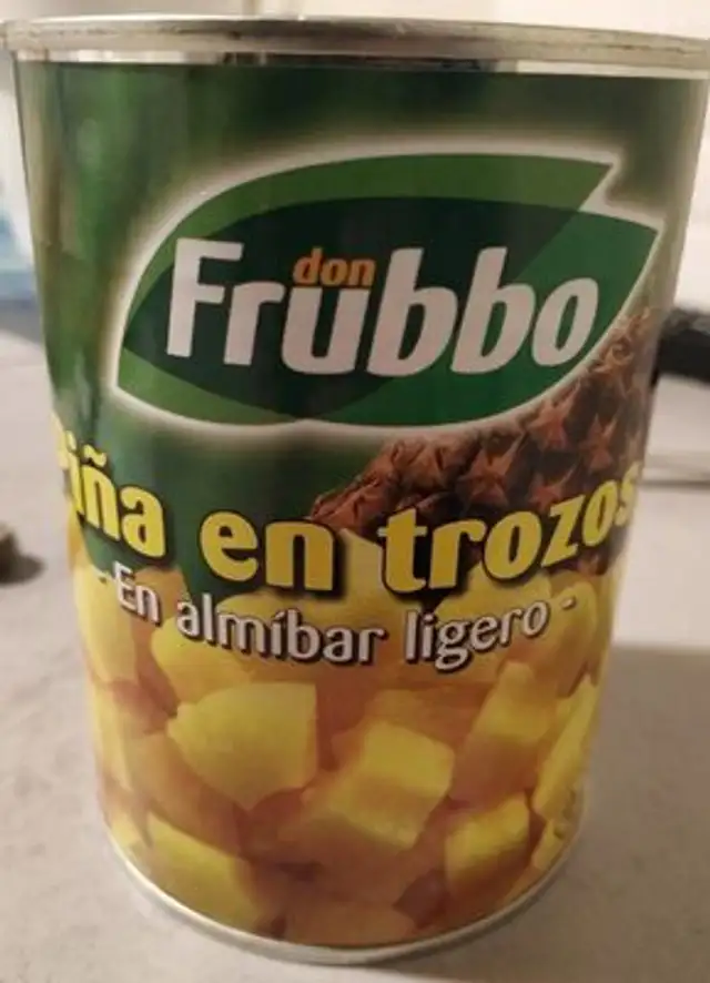 Piña en trozos