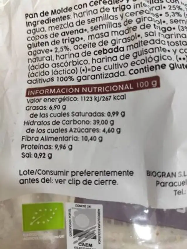 Pan de molde con harina integral nutrition facts table