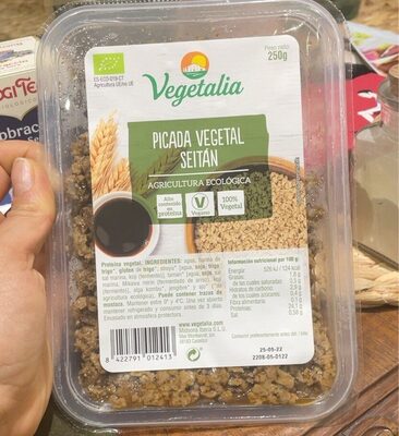 Picada vegetal seitan front packaging