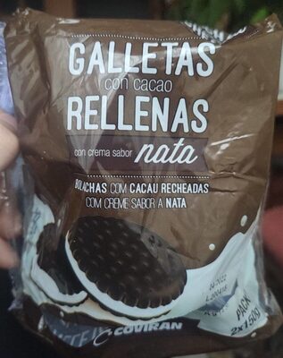 Galletas con cacao rellenas con crema sabor nata front packaging
