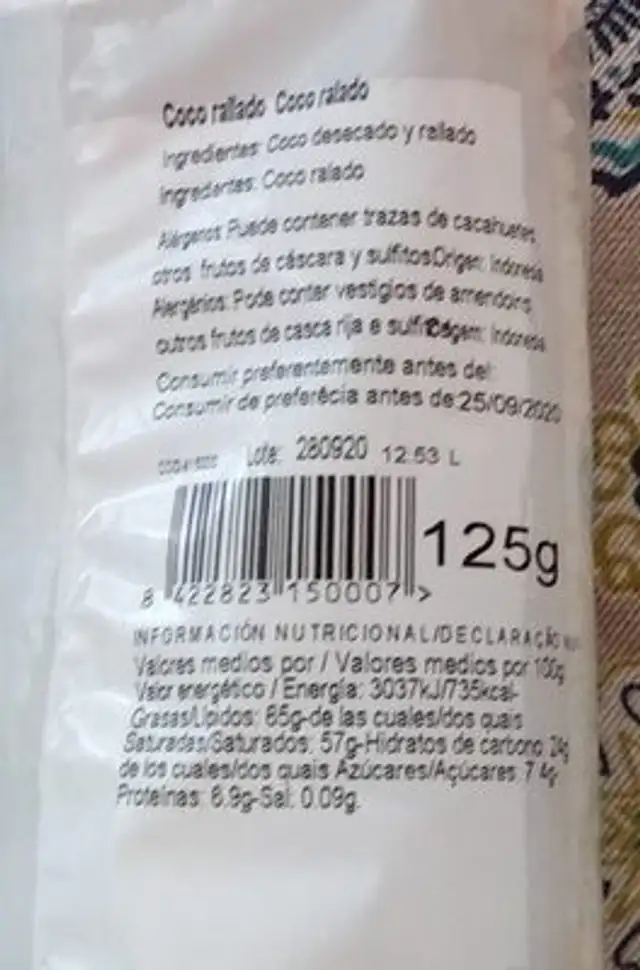 Coco rallado nutrition facts table