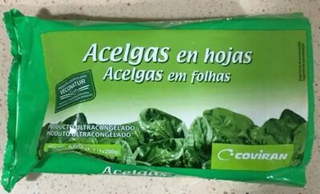 Acelgas en hojas