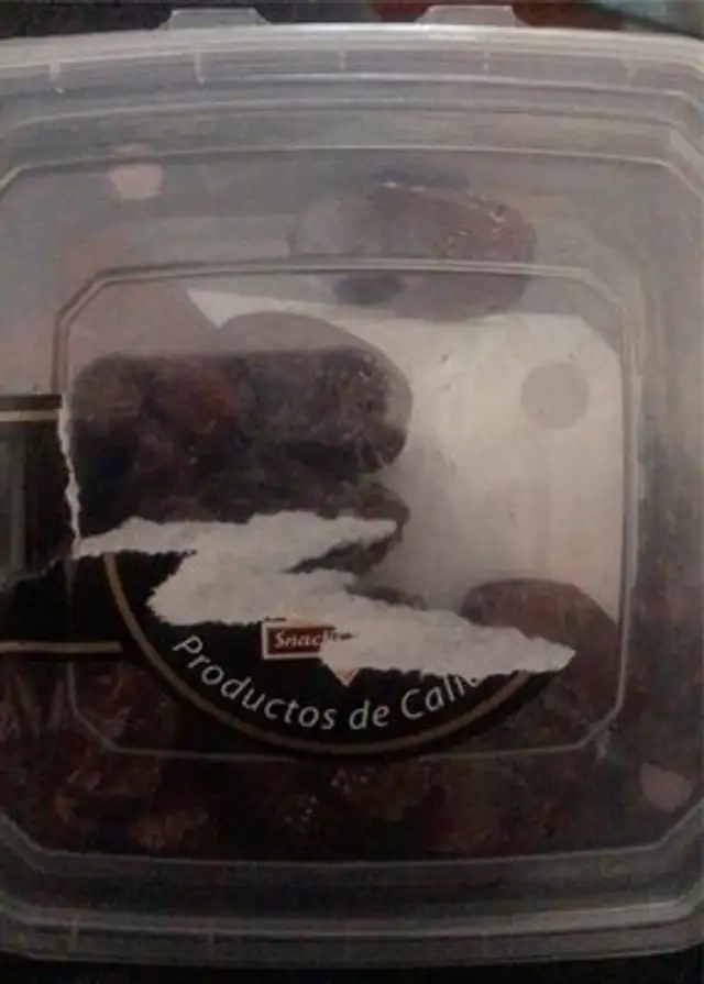 dátil confitado con hueso
