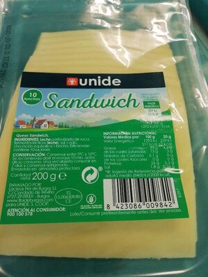 Queso sandwich front packaging
