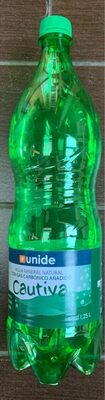 Agua mineral natural con gas carbónico añadido Cautiva