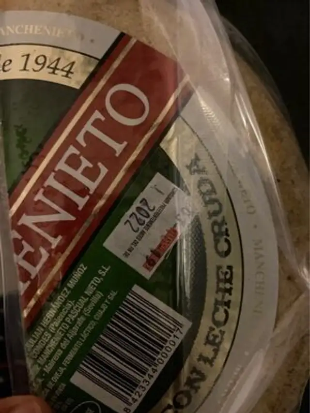 Queso viejo de oveja elaborado con leche cruda peso aproximado nutrition facts table
