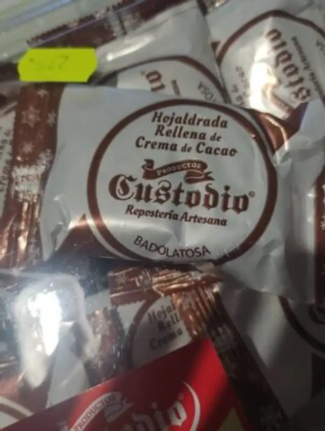 Hojaldrada rellena de crema de cacao