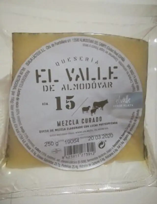 Queso mezcla curado nutrition facts table