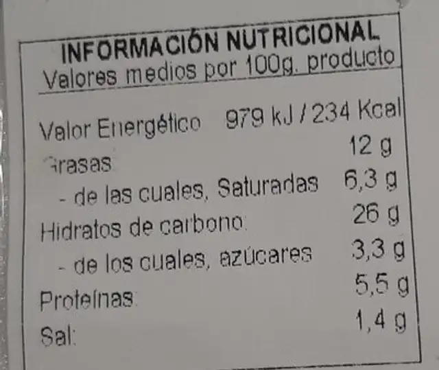 Empanada de salmón y queso crema nutrition facts table