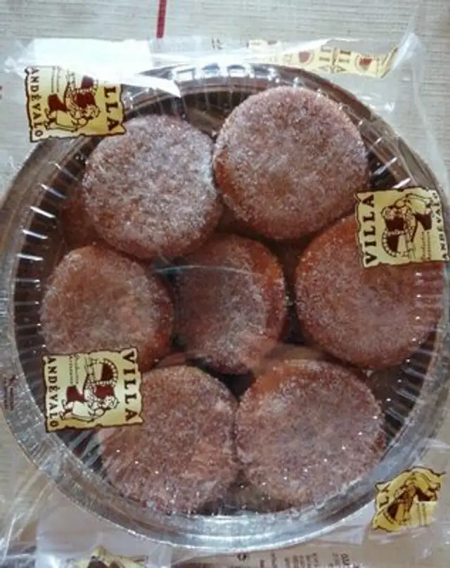 Galletas fritas rellenas