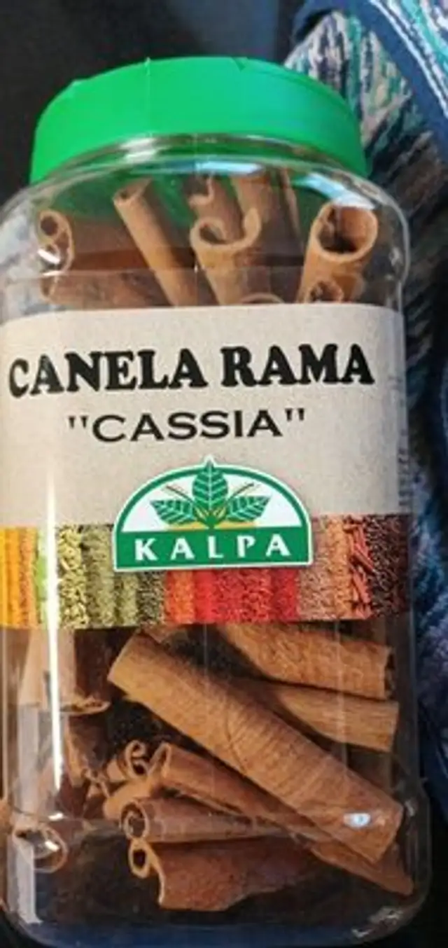 Canela en rama