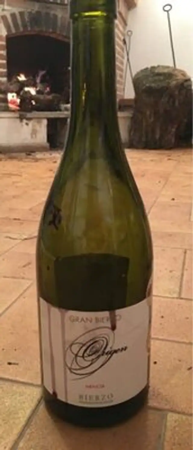 Vino mencia