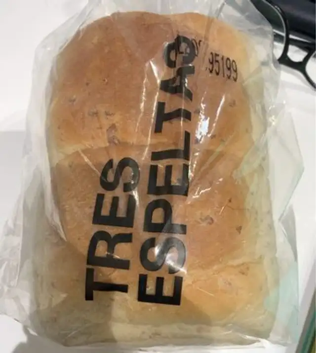 Tres espeltas