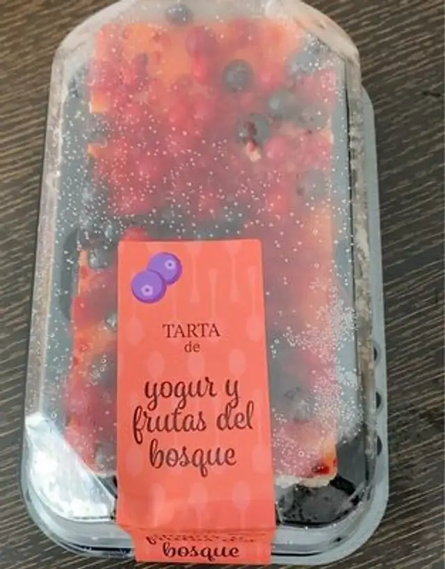 Tarta de Yogurt y frutas del bosque