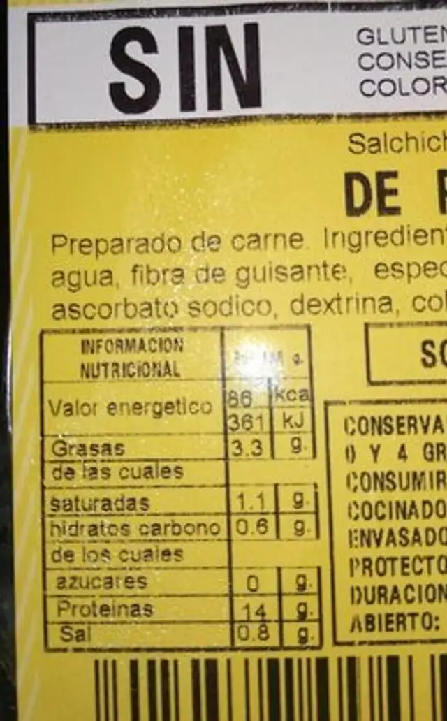 Salchichas frescas de pollo nutrition facts table