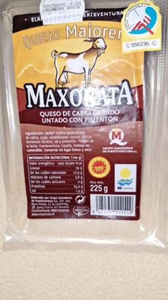 Queso de cabra curado untado con pimentón elaborado ingredients label