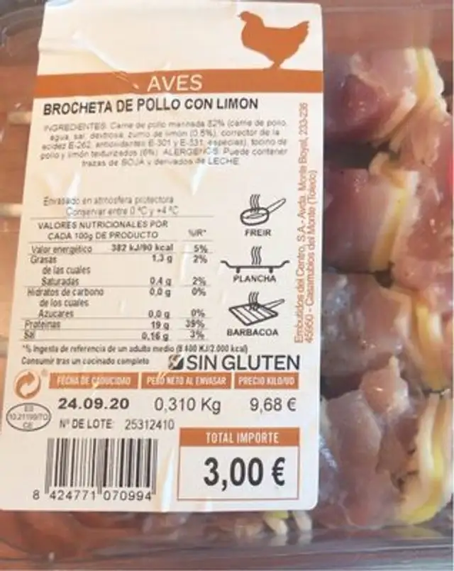 Brocheta de pollo con limón