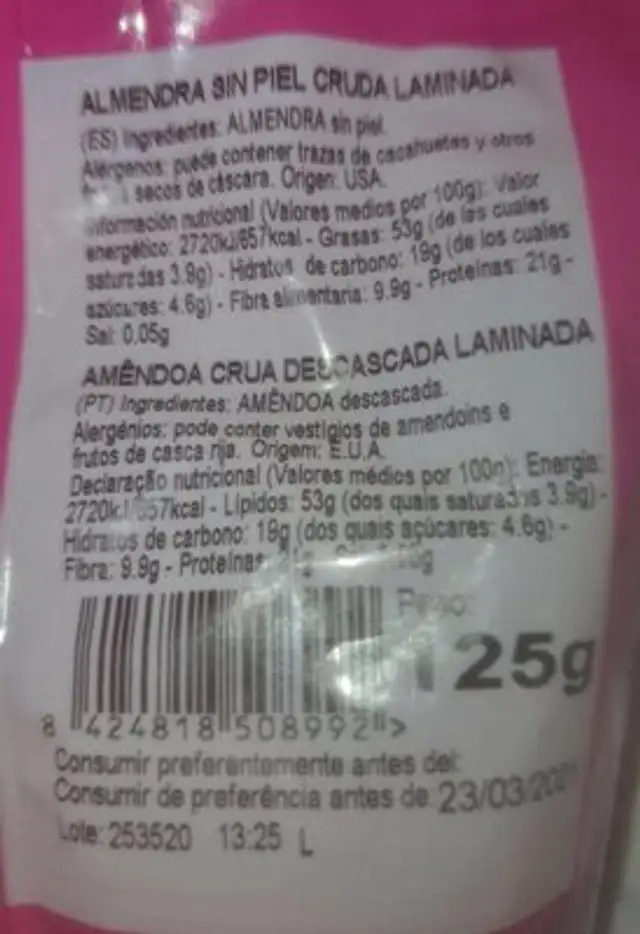 Almendra sin piel cruda laminada nutrition facts table