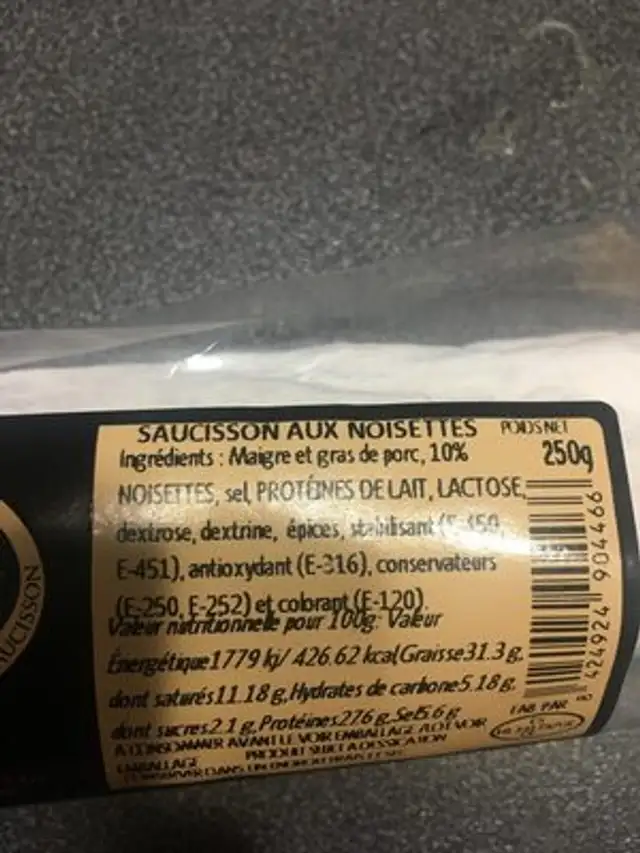 Saucisson aux Noisettes ingredients label
